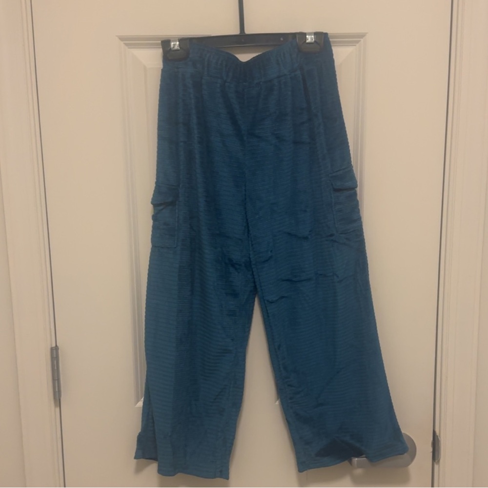 Vince Camuto
Little Girls 2 Pc Pants Set
Size 6x - Picture 4 of 5